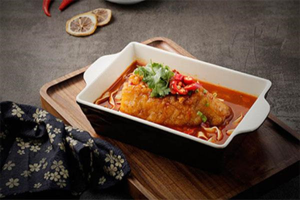 禾聰烤魚飯加盟