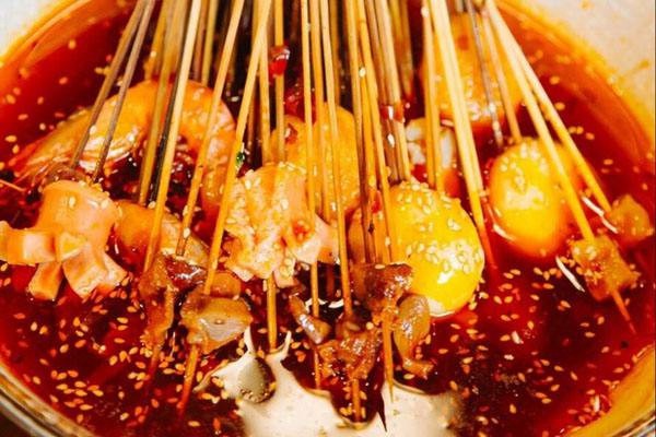 串門兒串串香加盟費需要多少