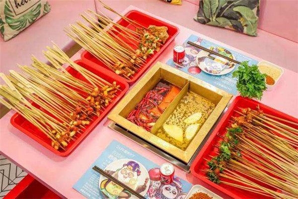 耍串牛肉串串香加盟費