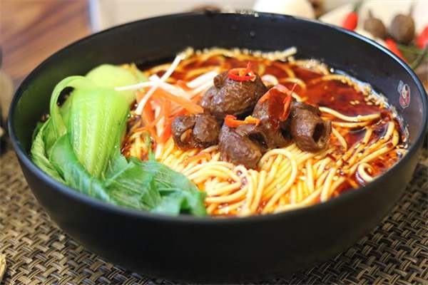 重慶嘿小面加盟多少費用