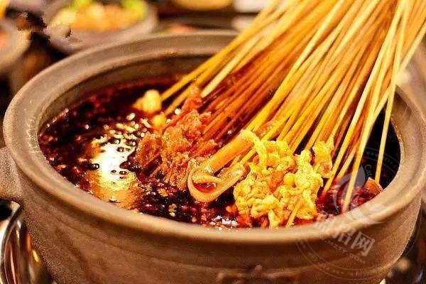 串與簽尋串串香加盟費多少