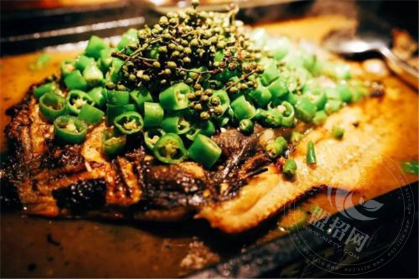 岳同學無骨烤魚飯怎么樣