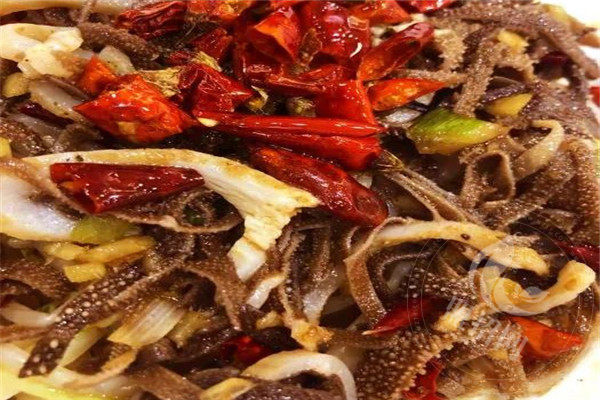 皇尚饞帶餡兒牛肉面