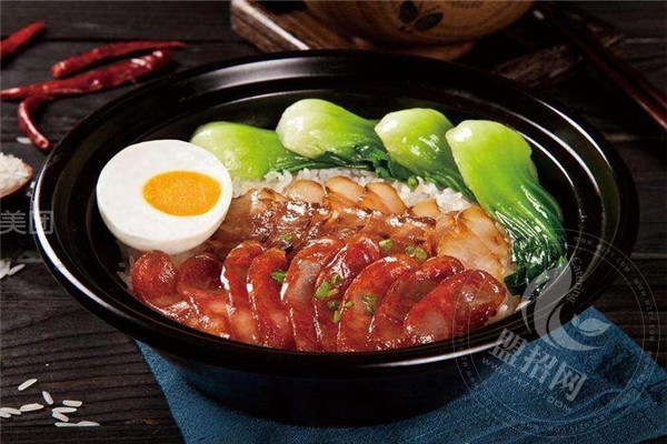 開一家煲飯煲仔飯一年賺多少