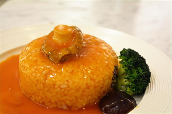 開養生鼎鮑汁撈飯虧死了