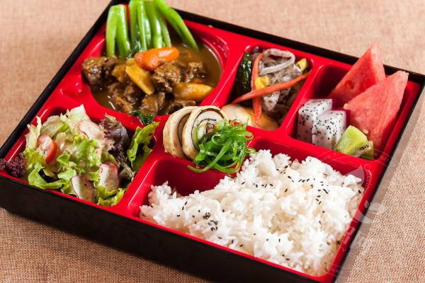 本格便當(dāng)屋加盟