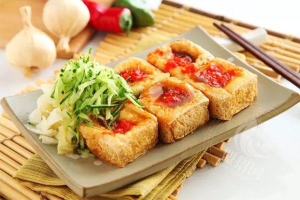 老帥爺王臭豆腐店弄下來(lái)得多少錢(qián)？