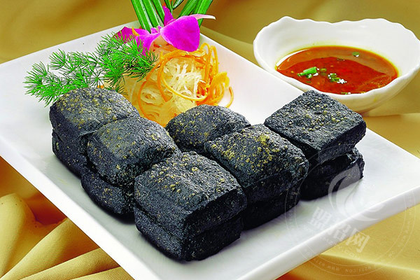 老帥爺王臭豆腐店加盟費多少？