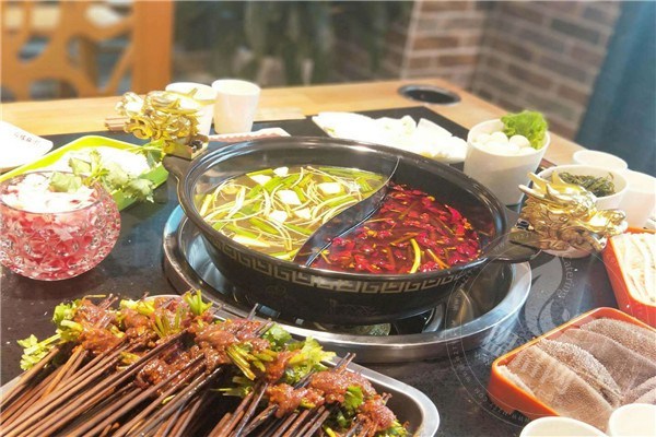 七婆串串香總部在哪