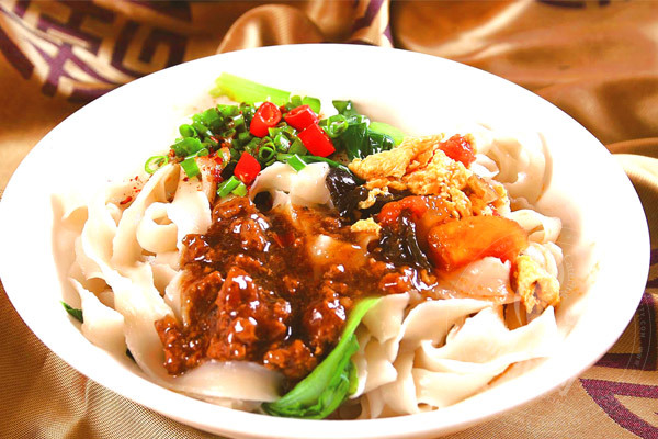 圓門干面館的起源