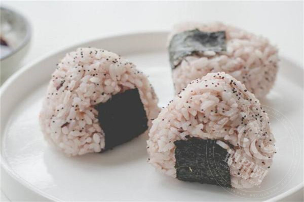 兜兜飯團加盟