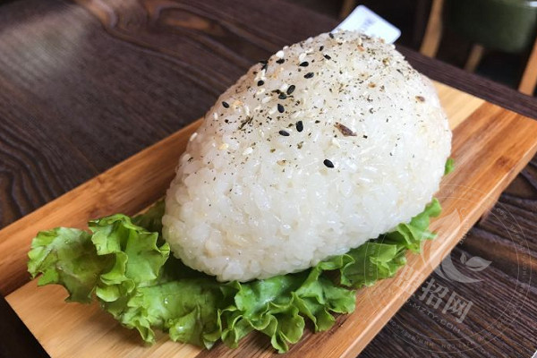 一捧飯團加盟費多少