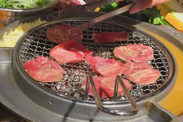 八旗烤肉加盟店靠譜不