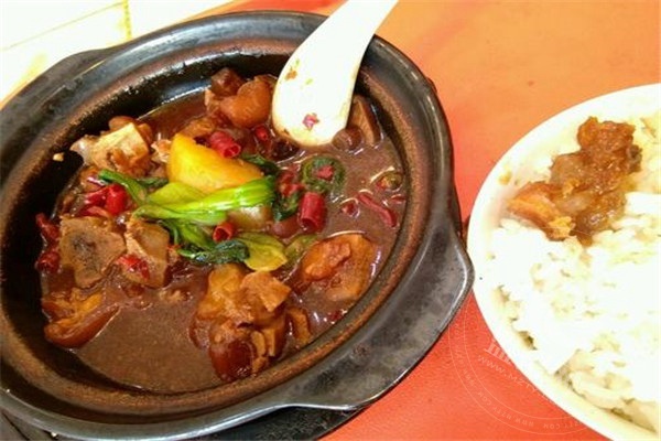 商誠黃燜雞米飯怎么樣