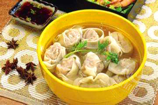 長(zhǎng)人餛飩店一年能賺多少