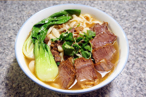 加盟友達面館費用多少