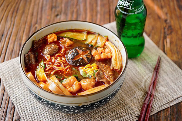 108麻辣燙總部電話