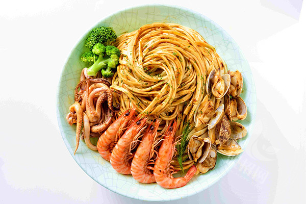 鯊魚杰克小海鮮燜面電話