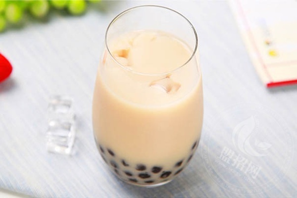 鴨鴨茶奶茶加盟費