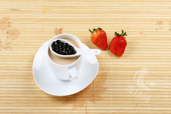 桃二熹奶茶店