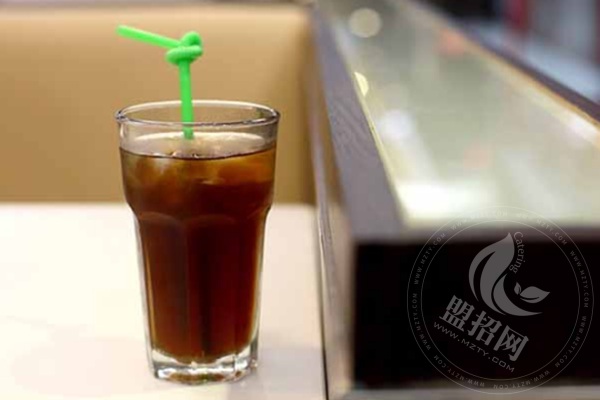 黑逗飲品加盟