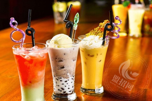 世代皇茶奶茶店加盟
