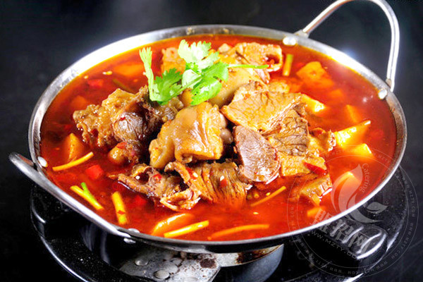 臺臺街牛肉火鍋冒菜加盟費用