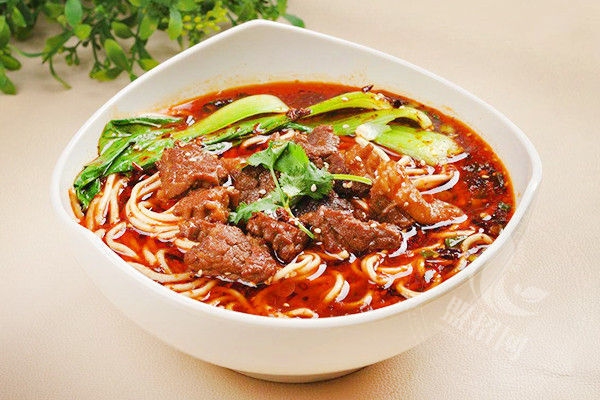 牛呆呆大碗牛肉面加盟