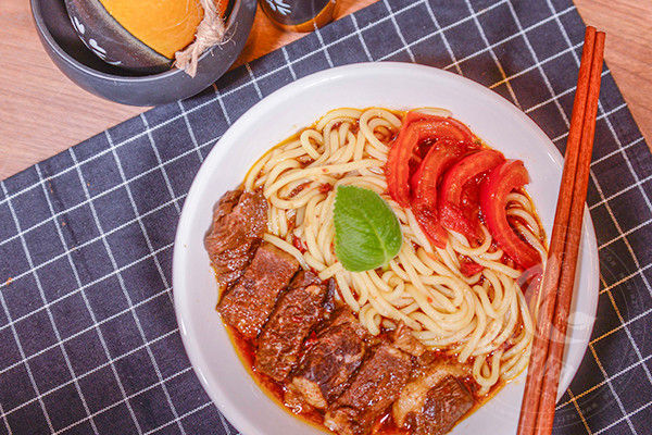 鴻運面館是個坑嗎