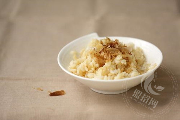 上癮牛油拌飯加盟費