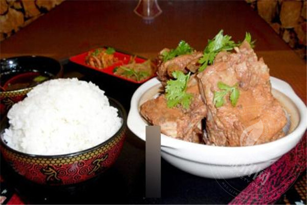 明陽春排骨米飯加盟費(fèi)多少錢