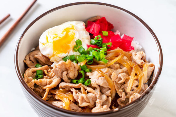 豬小財的飯