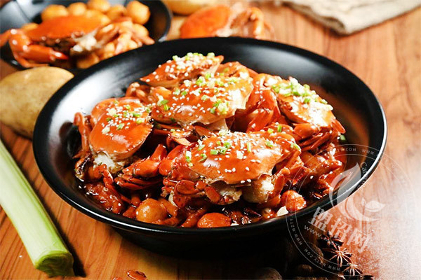 開一家胖嘴肉蟹煲一年利潤多少