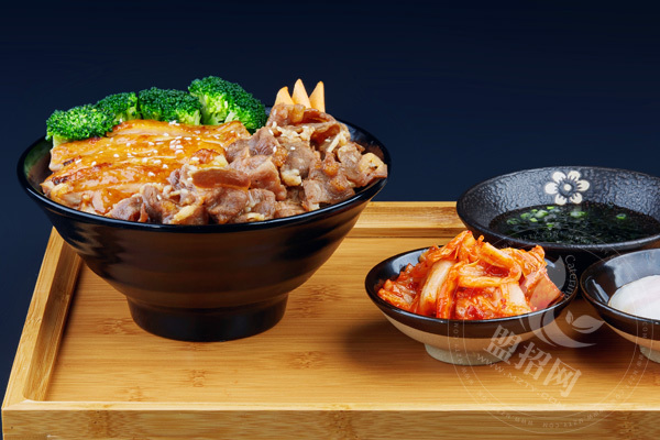 小汁小調(diào)澆汁飯加盟電話