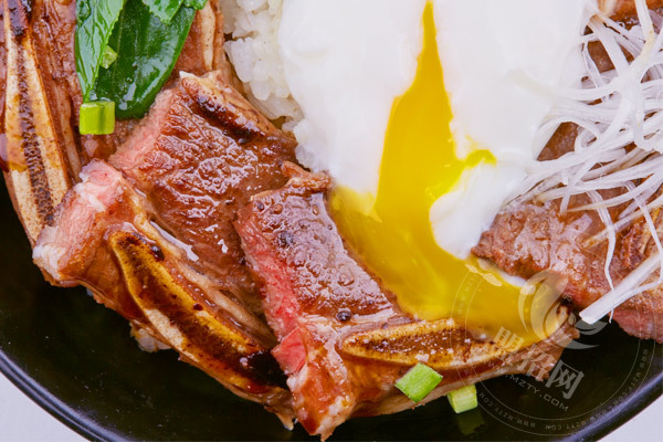 小汁小調(diào)澆汁飯總部是哪里的