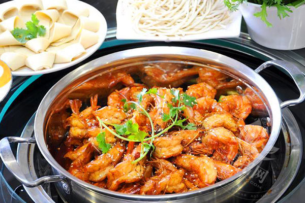 沸爐鮮貨火鍋店