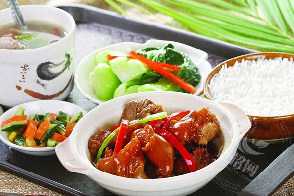 縣城唐仁街豬腳飯一年可以賺
